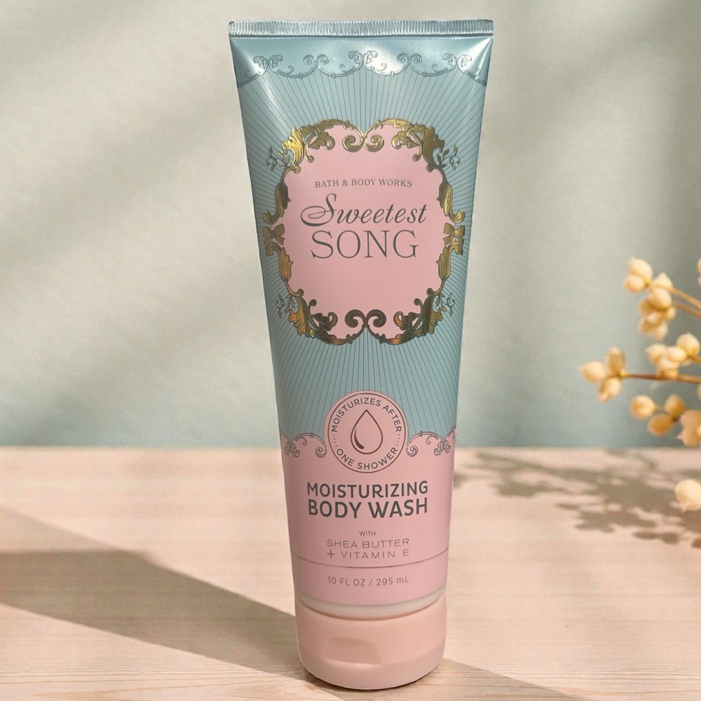 NWT Sweetest Song Moisturizing Body Wash